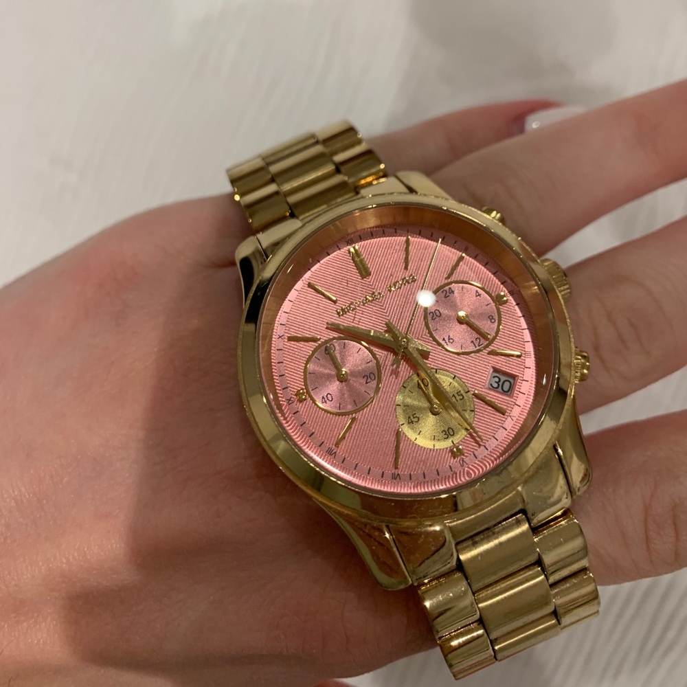 MK WATCH